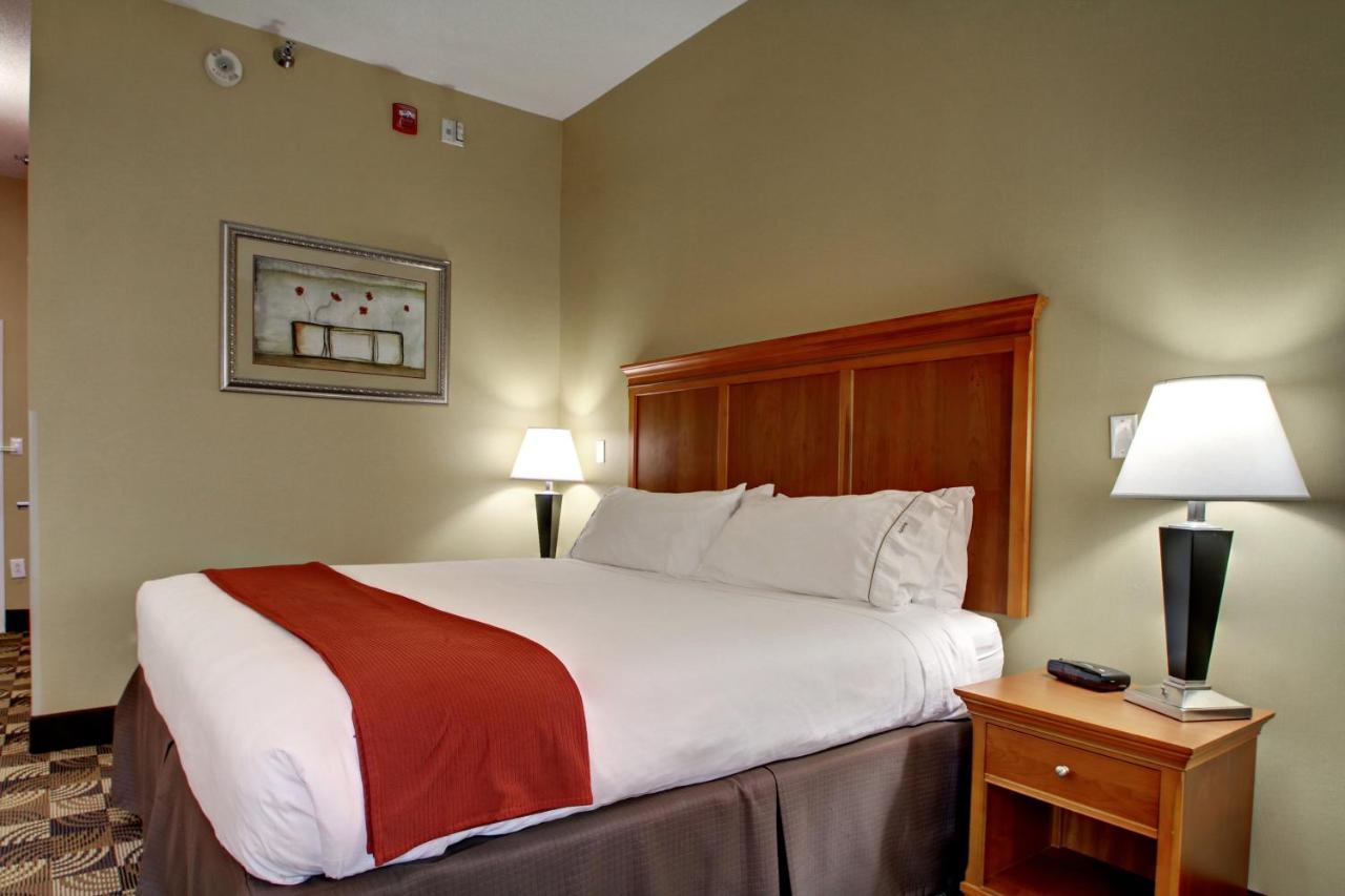 Holiday Inn Express Hurricane Mills Waverly By Ihg Oda fotoğraf
