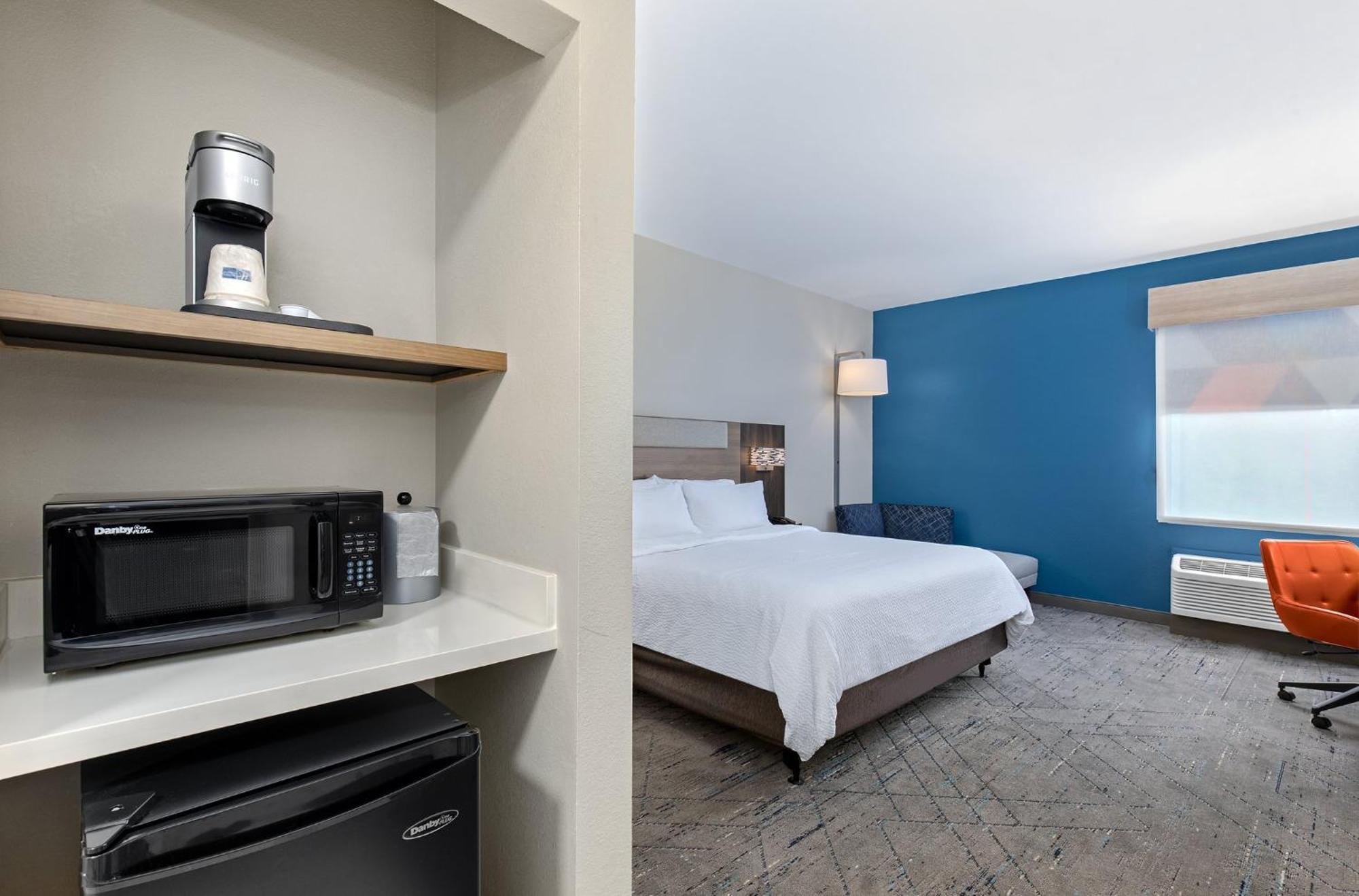 Holiday Inn Express Hurricane Mills Waverly By Ihg Dış mekan fotoğraf