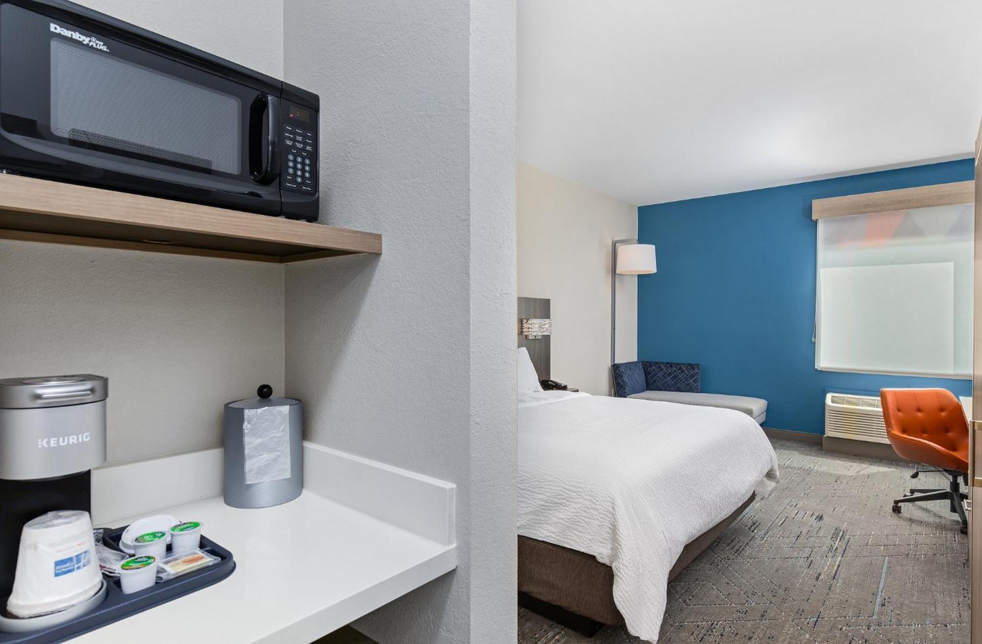 Holiday Inn Express Hurricane Mills Waverly By Ihg Dış mekan fotoğraf