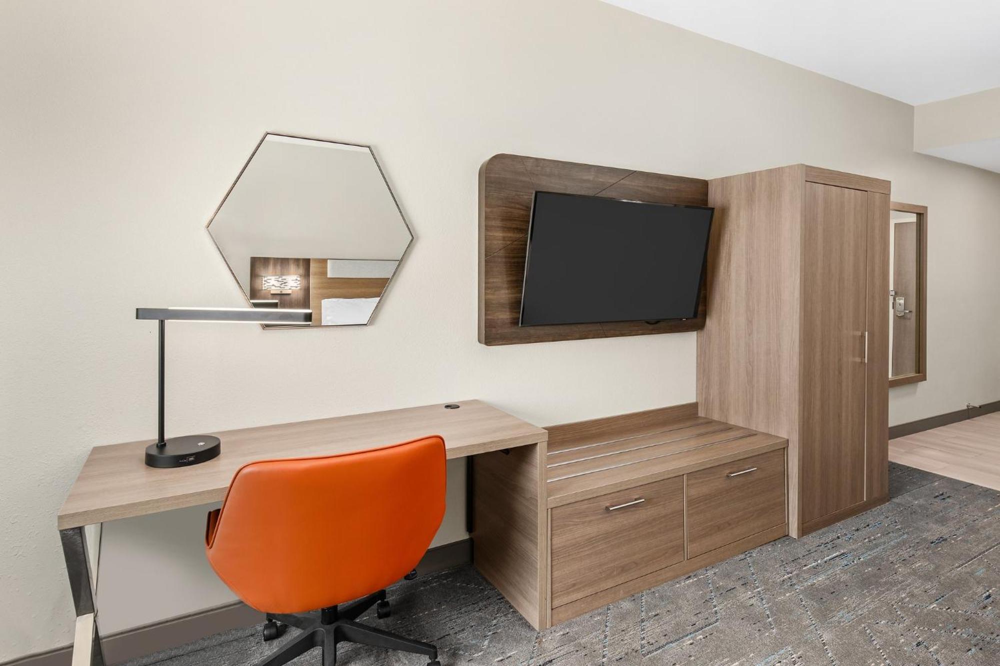 Holiday Inn Express Hurricane Mills Waverly By Ihg Dış mekan fotoğraf