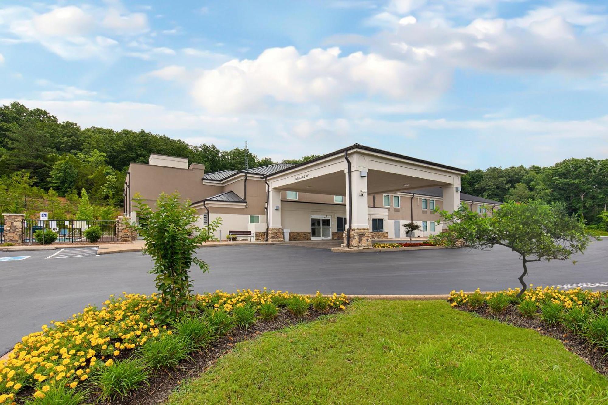 Holiday Inn Express Hurricane Mills Waverly By Ihg Dış mekan fotoğraf