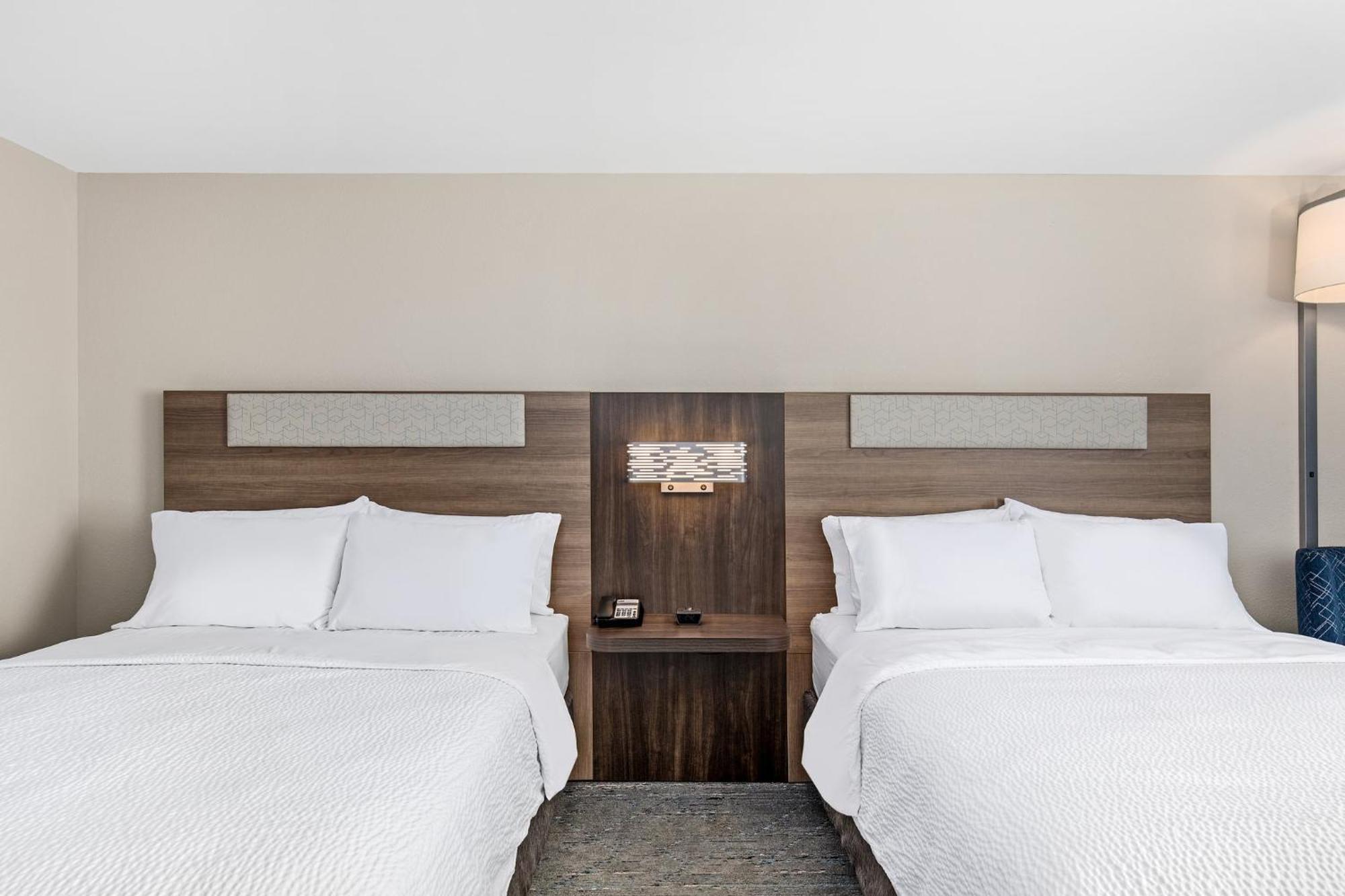 Holiday Inn Express Hurricane Mills Waverly By Ihg Dış mekan fotoğraf