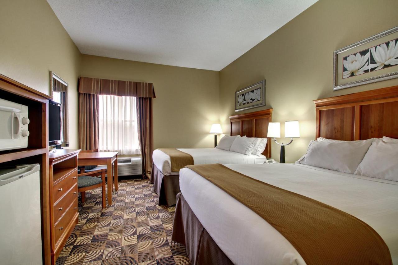 Holiday Inn Express Hurricane Mills Waverly By Ihg Dış mekan fotoğraf